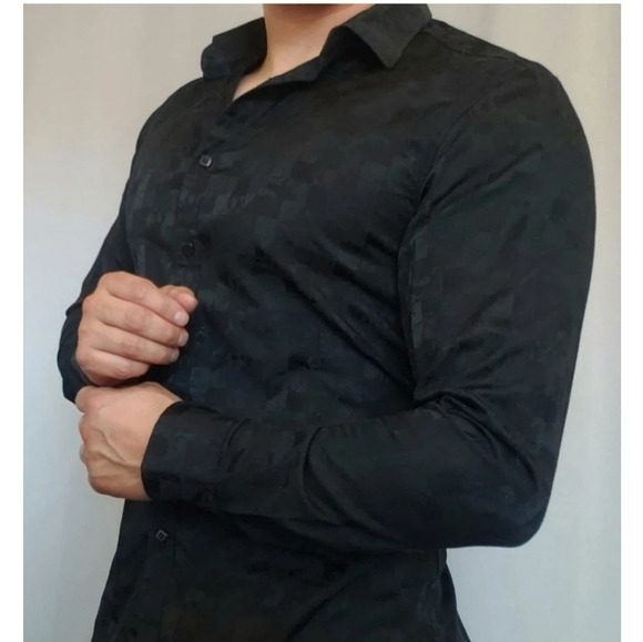 Block Pattern Shirt - Picture 2 of 3